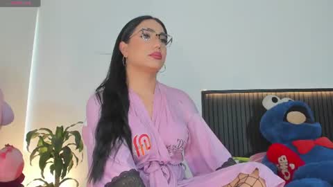 Juliana Giiraldo  online show from 07.23.26