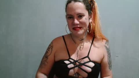 Snapshot of transexdotada chatting on 09.16.25 transexdotada online show from 09.16.25