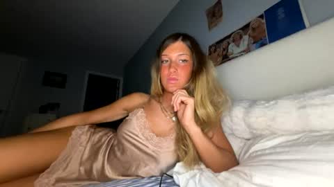 Snapshot of transgirl007 chatting on 07.01.26 transgirl007 online show from 07.01.26