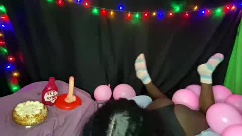 TransDomme Omi online show from 09.19.25