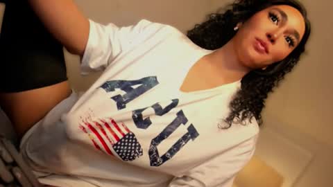 ALMIGHTY GODDESS VALENTINA online show from 09.18.25