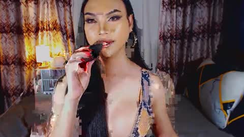 Snapshot of transuniverseph chatting on 01.24.25 TransUNIVERSEph online show from 01.24.25