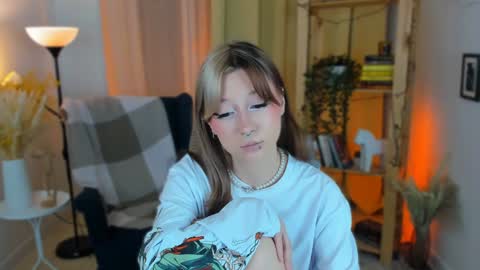 Snapshot of trapsaintgirl chatting on 01.16.25 Nyuta Hartmann online show from 01.16.25