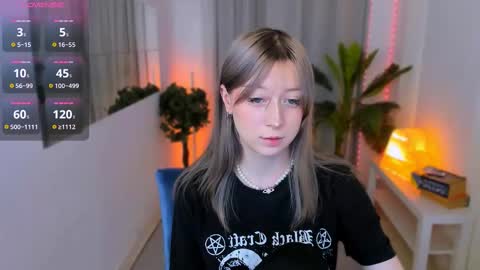 Snapshot of trapsaintgirl chatting on 02.23.25 Nyuta Hartmann online show from 02.23.25
