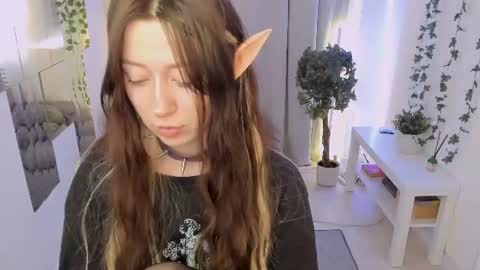 Snapshot of trapsaintgirl chatting on 07.26.26 Nyuta Hartmann online show from 07.26.26