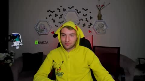 Travis online show from 09.13.25