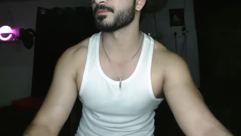 Snapshot of travisandnina chatting on 02.14.26 travisandnina online show from 02.14.26