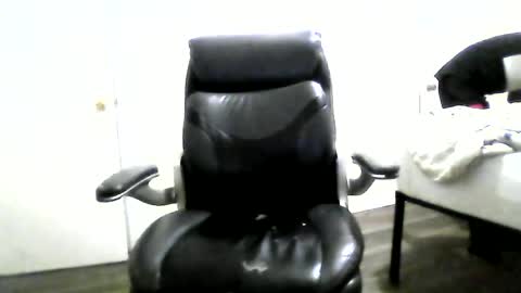 10Thickness online show from 06.19.26