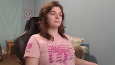 Snapshot of treejeanne chatting on 12.20.24 TreeJeanne online show from 12.20.24