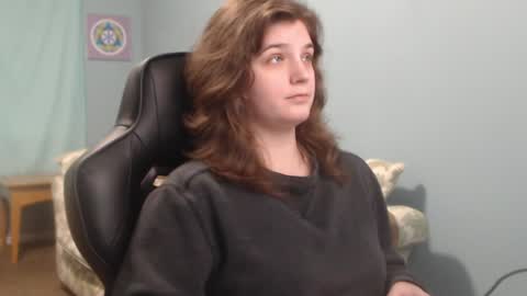 Snapshot of treejeanne chatting on 12.27.24 TreeJeanne online show from 12.27.24