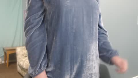 Snapshot of treejeanne chatting on 01.24.25 TreeJeanne online show from 01.24.25