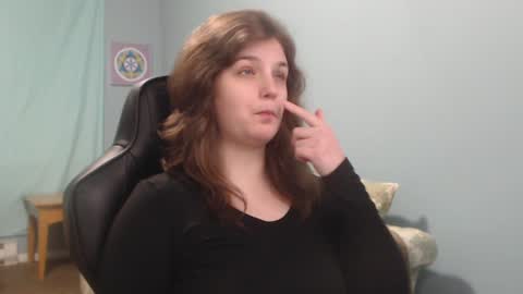 Snapshot of treejeanne chatting on 01.26.25 TreeJeanne online show from 01.26.25