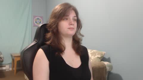 Snapshot of treejeanne chatting on 01.31.25 TreeJeanne online show from 01.31.25