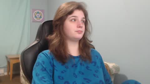 Snapshot of treejeanne chatting on 02.07.25 TreeJeanne online show from 02.07.25