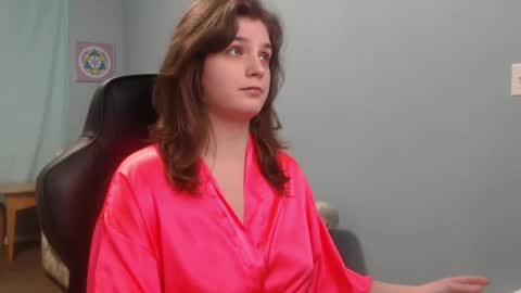 Snapshot of treejeanne chatting on 02.14.25 TreeJeanne online show from 02.14.25