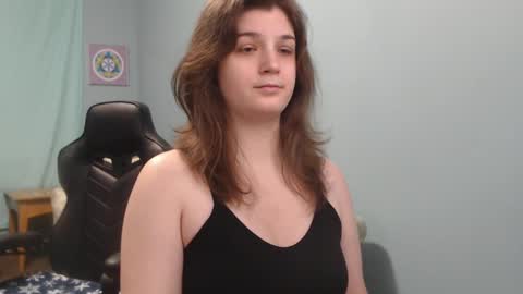 Snapshot of treejeanne chatting on 02.25.25 TreeJeanne online show from 02.25.25