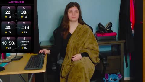 Snapshot of treejeanne chatting on 12.18.25 TreeJeanne online show from 12.18.25