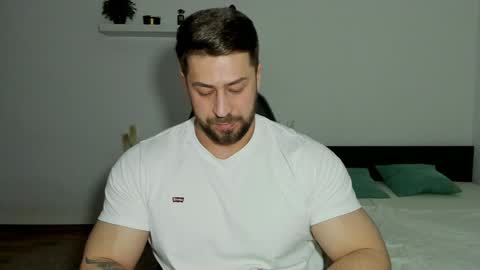 Snapshot of trentwest_ chatting on 12.17.24 Trent online show from 12.17.24