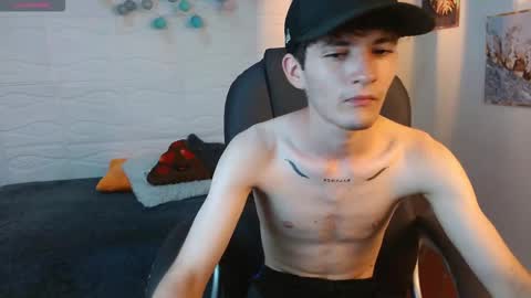 Snapshot of trevor_mob chatting on 02.26.26 trevor_mob online show from 02.26.26