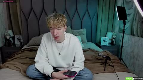 TrevorBenson online show from 10.09.25