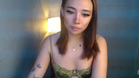 trexie_fucks15 online show from 04.27.26
