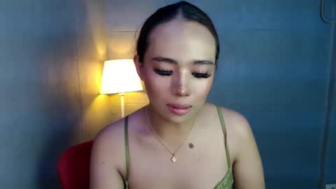 trexie_fucks15 online show from 04.30.26