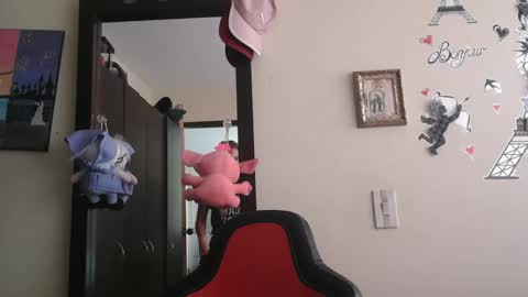 triana_bell online show from 05.07.26