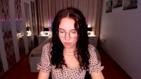 TriciaDaisy online show from 07.14.26