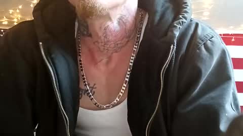 Snapshot of trickywalker8 chatting on 10.31.25 trickywalker8 online show from 10.31.25