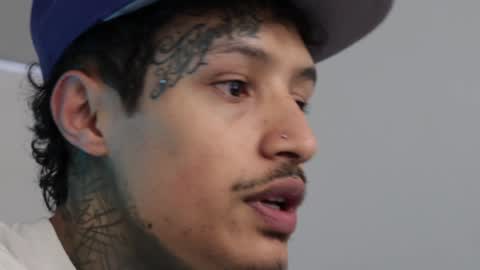 Snapshot of trieone chatting on 12.26.24 - trieone online show from 12.26.24