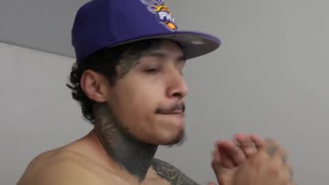 Snapshot of trieone chatting on 01.09.25 - trieone online show from 01.09.25