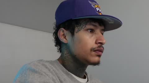 Snapshot of trieone chatting on 01.18.25 - trieone online show from 01.18.25