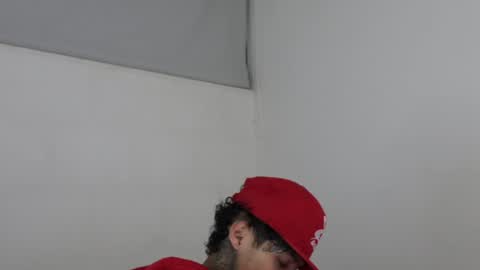 Snapshot of trieone chatting on 02.07.25 - trieone online show from 02.07.25