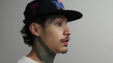 Snapshot of trieone chatting on 02.20.25 - trieone online show from 02.20.25