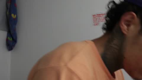 Snapshot of trieone chatting on 02.22.25 - trieone online show from 02.22.25