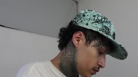 Snapshot of trieone chatting on 03.06.25 - trieone online show from 03.06.25