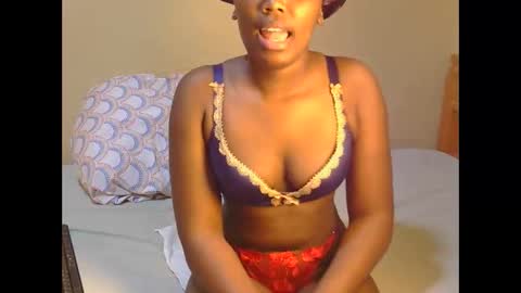 trina_z online show from 06.04.26