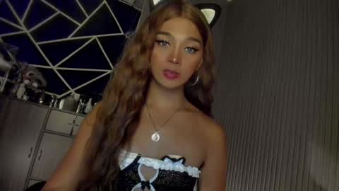 Snapshot of trinityfucksyou chatting on 12.05.24 Ms Ella online show from 12.05.24