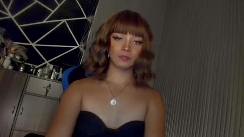 Snapshot of trinityfucksyou chatting on 12.21.24 Ms Ella online show from 12.21.24