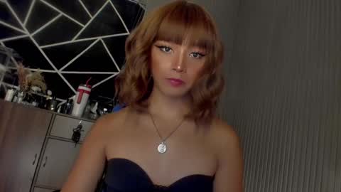 Snapshot of trinityfucksyou chatting on 01.07.25 Ms Ella online show from 01.07.25