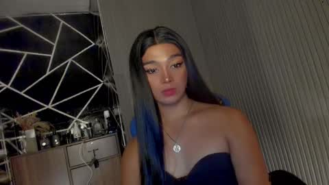 Snapshot of trinityfucksyou chatting on 02.27.25 Ms Ella online show from 02.27.25