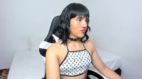 Triny online show from 02.19.25