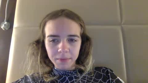 Snapshot of trippybb222 chatting on 11.01.25 trippybb222 online show from 11.01.25