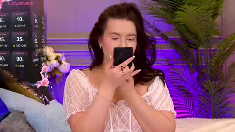 trisha_winslet online show from 02.21.25