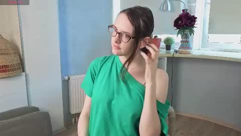 Viola online show from 07.25.26