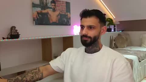 Snapshot of tristangreyaura chatting on 02.15.26 Trystan Grey online show from 02.15.26