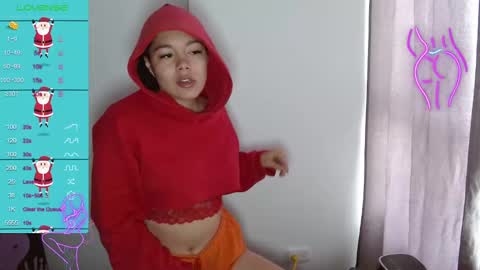 Snapshot of trixie_tangg chatting on 01.26.25 Kitty online show from 01.26.25