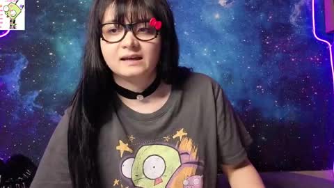 trixiedoescamcam online show from 04.21.26