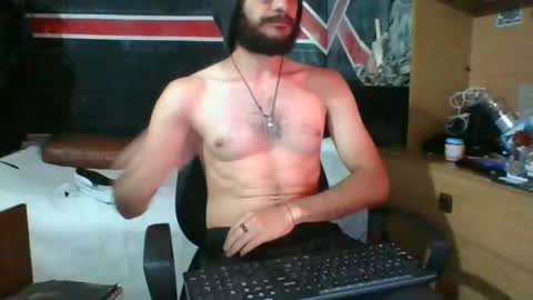 Snapshot of trizquelmen chatting on 12.09.24 Andrew online show from 12.09.24