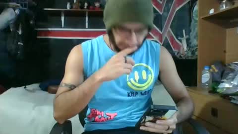 Snapshot of trizquelmen chatting on 01.20.25 Andrew online show from 01.20.25